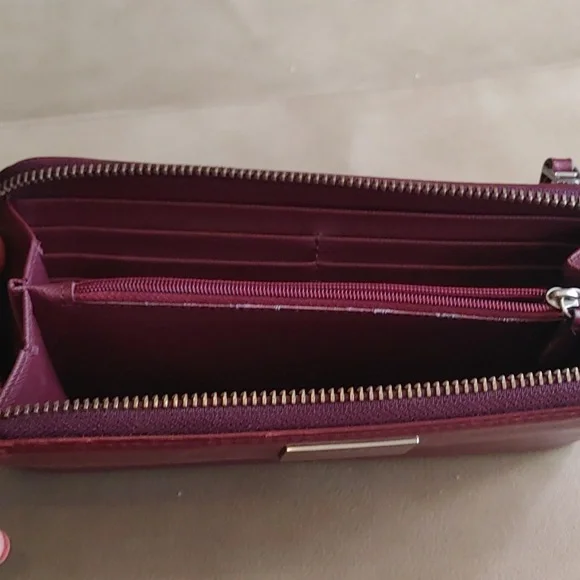 Fossil Wallet - Picture 7 of 8